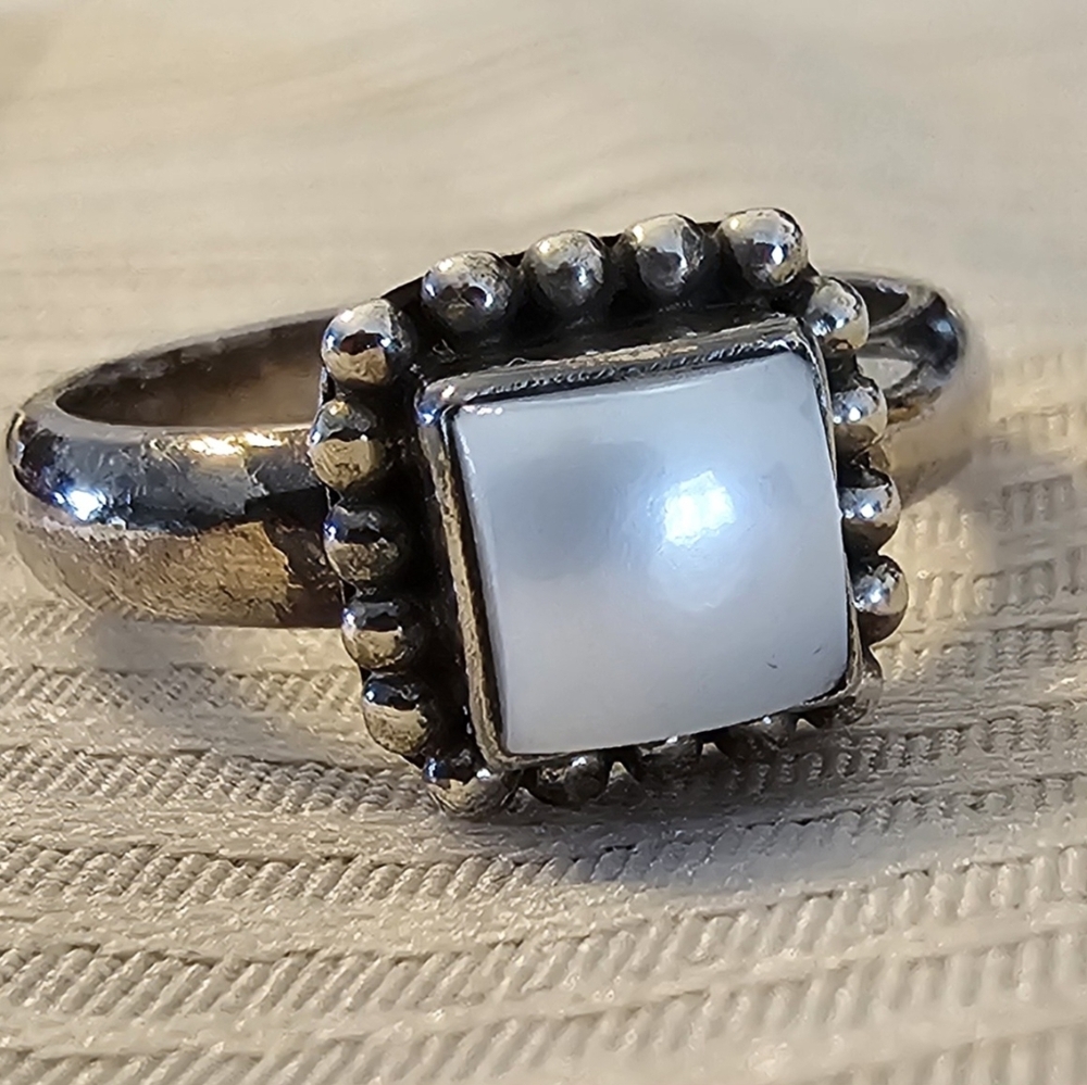 Silpada SS Button Frame Pearl Drop Pendant,Wire Earrings & Size 8 Ring. - Picture 4 of 5